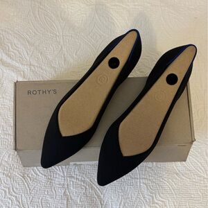 NWB - Rothy’s - the point - black solid shoe - size 8